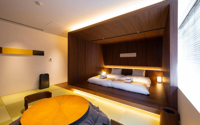 FIRST CABIN KANAZAWA Hyakumangoku Dori