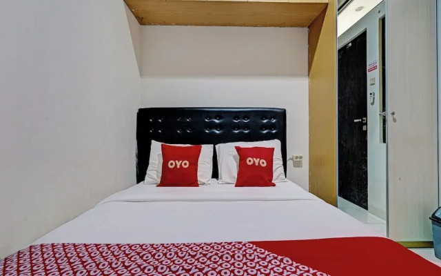 OYO 92768 Flagship Exclusive Colombus Near Stasiun Karawang