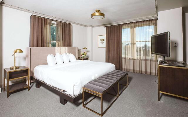 Hotel Phillips Kansas City Curio Collection by Hilton