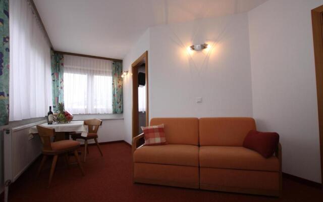 Hotel Garni Tirol