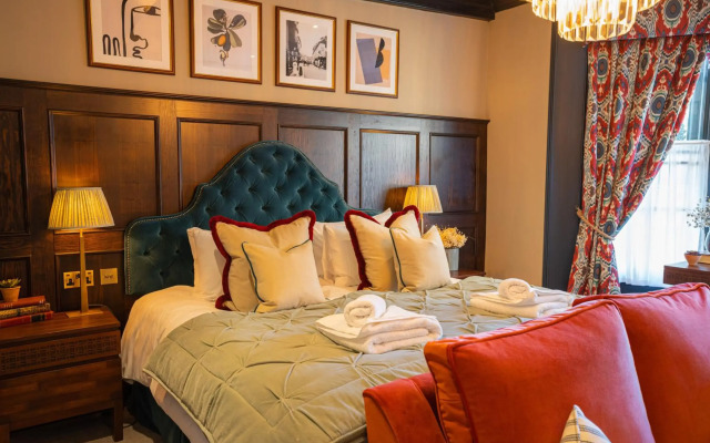 Salisbury Arms Hotel
