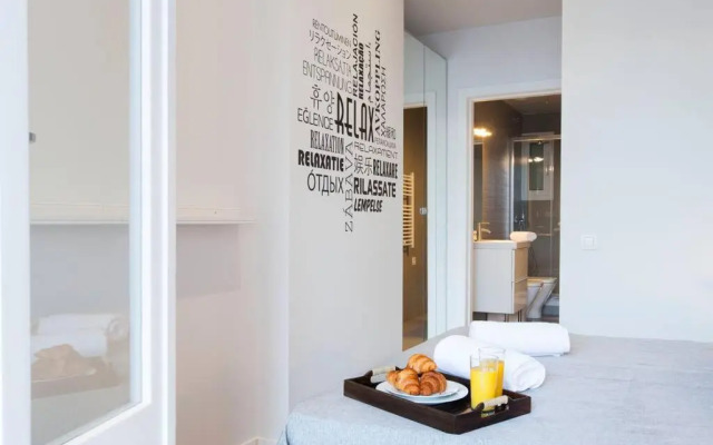 Perfectly located 4bed 4bath apartment in Barcelona 2 2