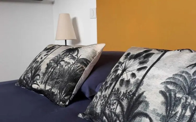 La Fee Maison Chambres D'hotes