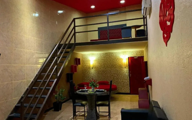Motel Emoções (Adults Only)