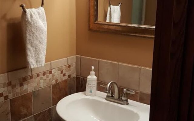 1922 Starkey House Bed & Breakfast Inn