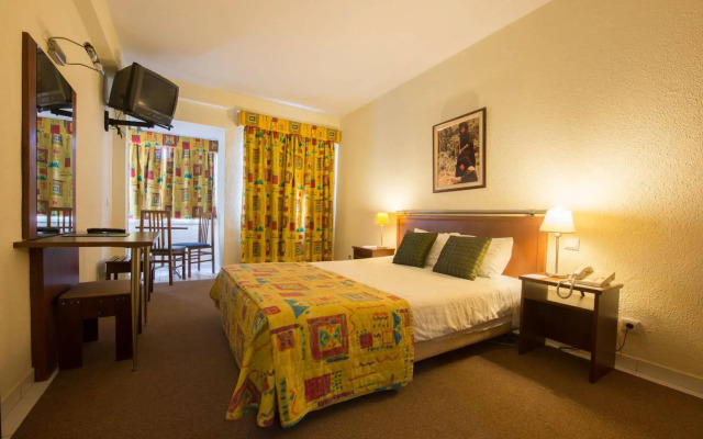 Holiday Inn Express and Suites Lisbon Principe Real by IHG