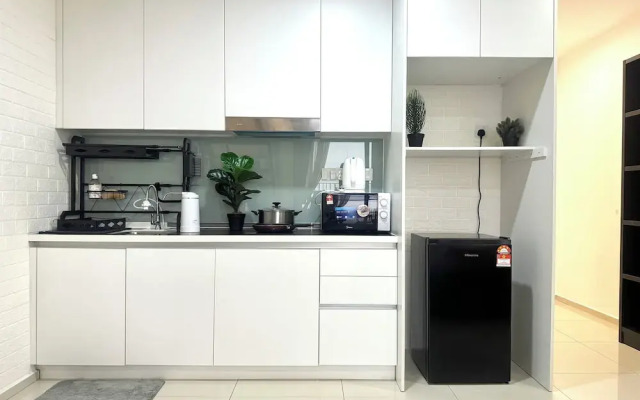 Ekocheras Suite