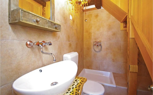 Holiday home Gornji Tucepi-Srida sela bb II