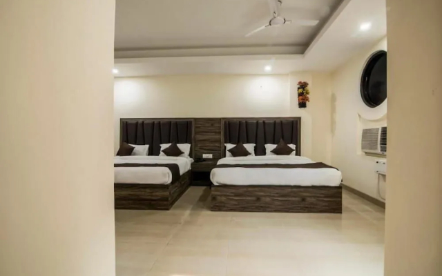 Hotel Mahajan International