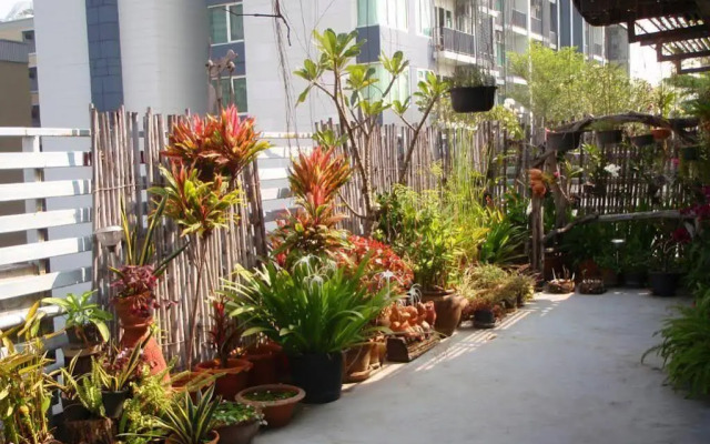HI-Sukhumvit Hostel