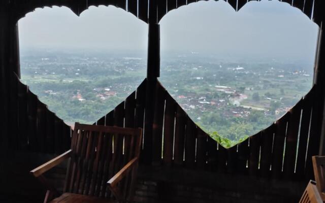 Bukit Tompak Cottage