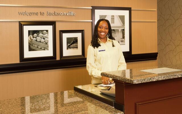 Hampton Inn Suites Jacksonville Airport