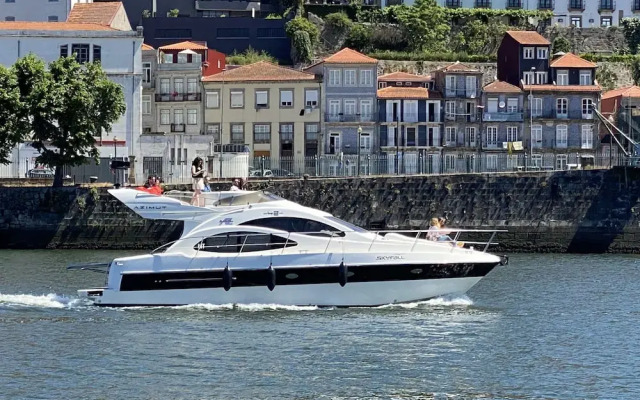 Night on Board Experience Douro