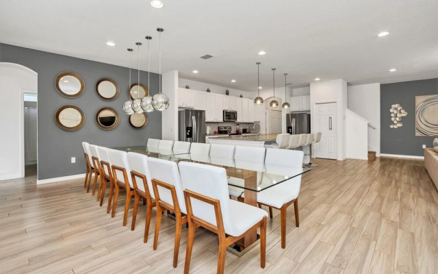 Broadoak Drive villa Solterra 4