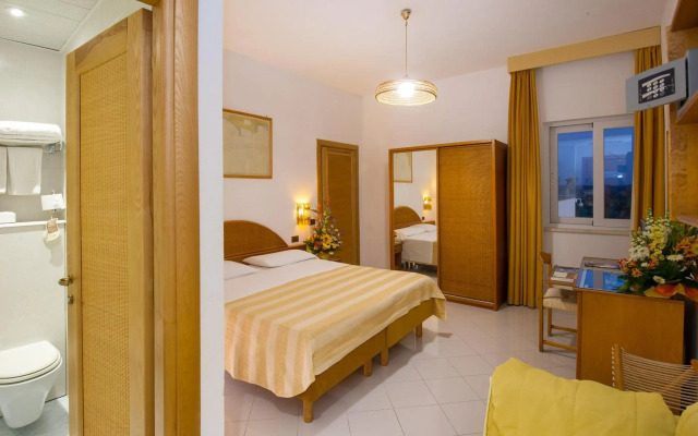 Ecoresort Le Sirenè - Caroli Hotels