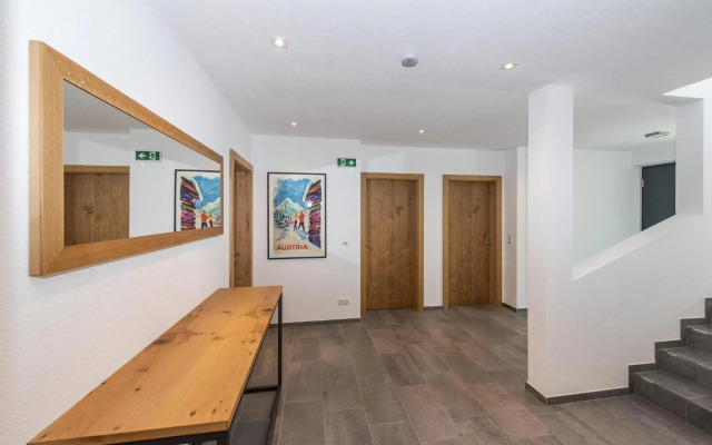 Chalet Vega - Arlberg Holiday Home