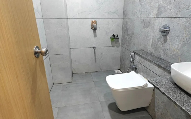 The Sky Comfort Hotel Krisha Dwarka