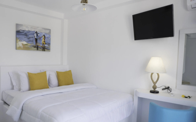 Amaryllis Beach Hotel