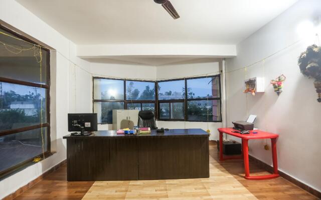Capital O 61018 Sri Krishna Guest House