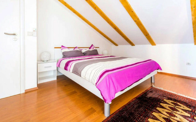 Rooms Raic