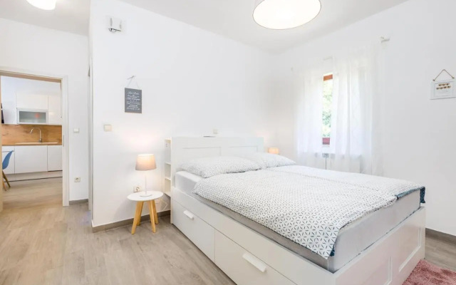Cozy and modern 4