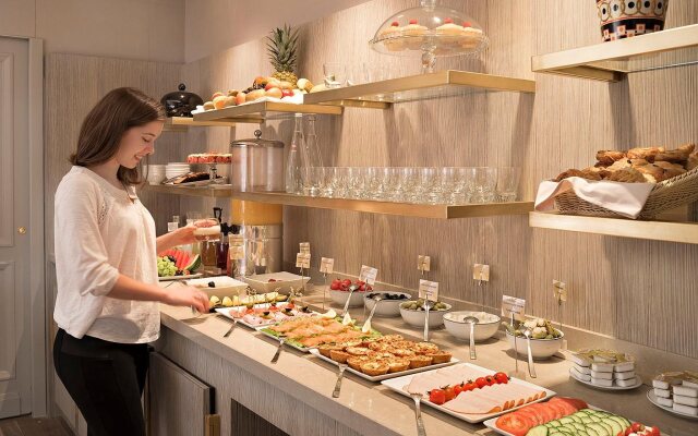 Hotel Rochester Champs Elysees