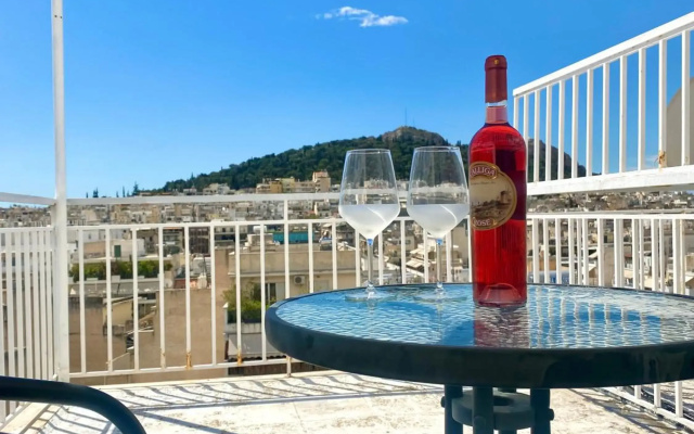 Apartment with beautiful view of Lycabettus