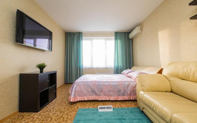 Апартаменты на улице Родионова 165к12