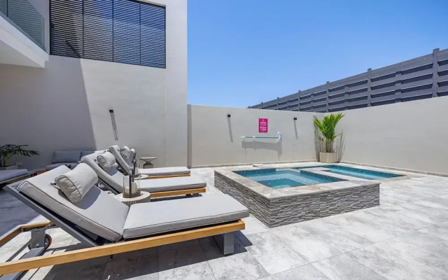 Catalina Residence Apt 3 - L.g. Smith Boulevard 546-j