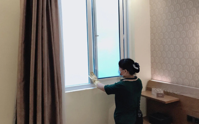 James Joyce Coffetel Qufu Sankong Branch