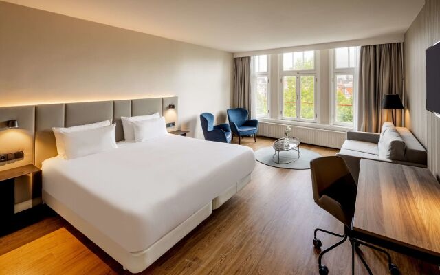 NH Amsterdam Schiller