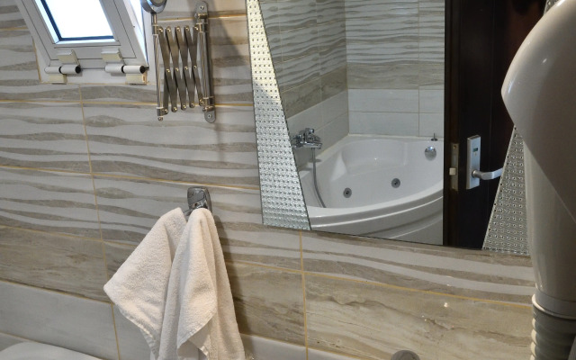 Four Seasons Hotel