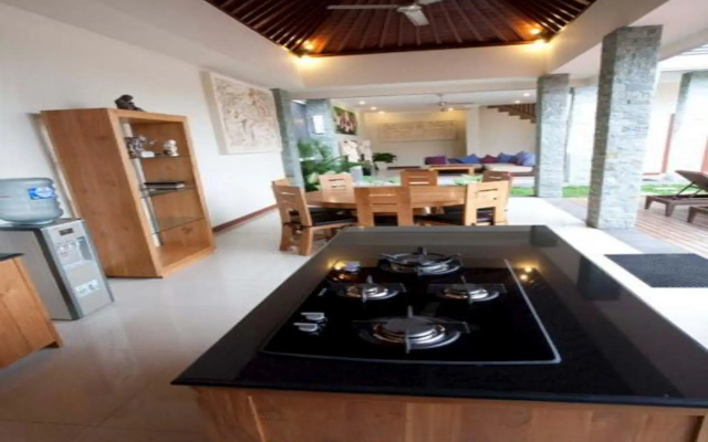 Echo Beach Villa