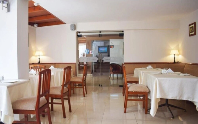 Suites Antique Apart Hotel