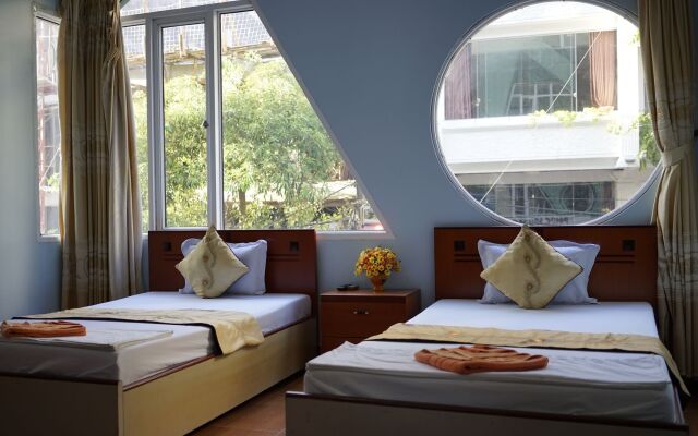 Cat Ba Family Hotel