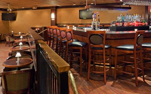 Crowne Plaza Hotel Clark Newark