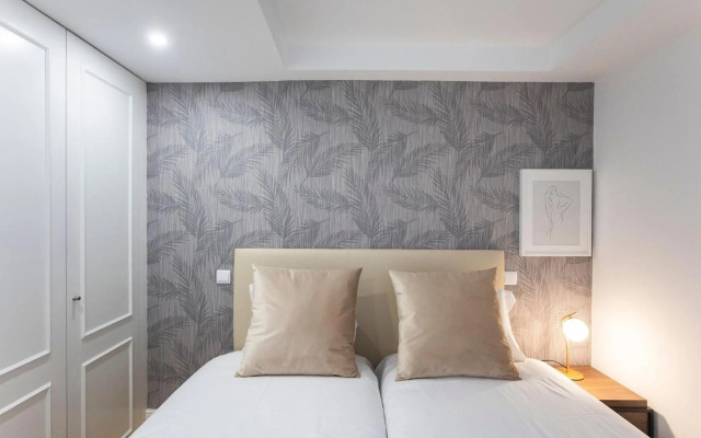 City Center 2BR Flat w/ AC by LovelyStay