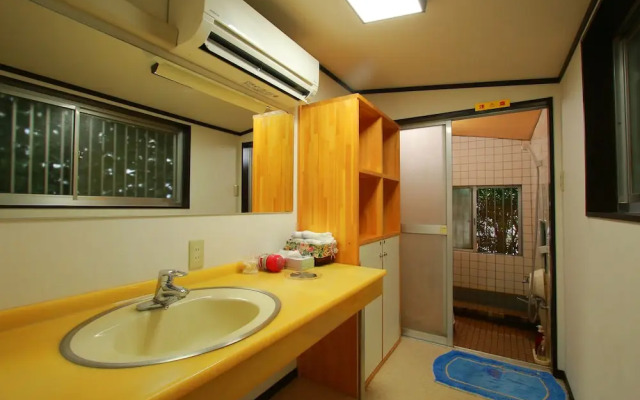 Family Ryokan Kawakyu with Showa Retro, Private Hot Spring