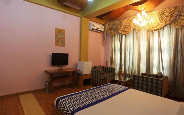 OYO 6409 Hotel Silver Star