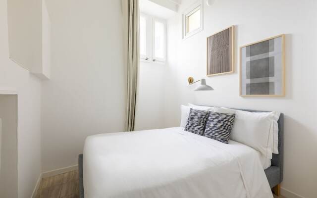 Sonder — Piazza Fiume