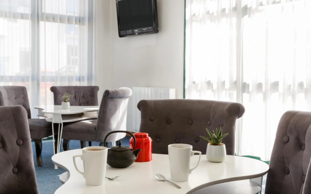 Hotel Kyriad Annecy Nord - Epagny
