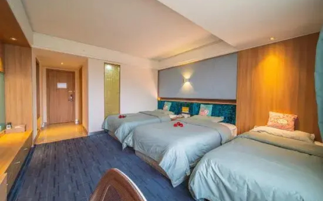 Jilong Hotel
