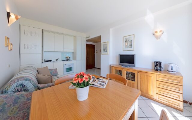 Ferrari 13 Apartment by Wonderful Italy