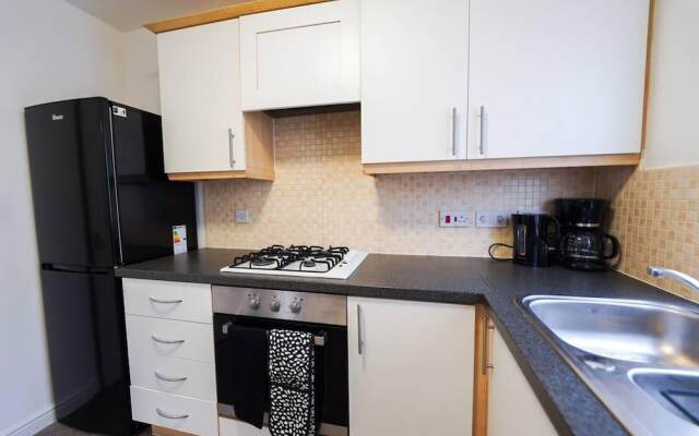 Immaculate 4-bed House in Kings Norton