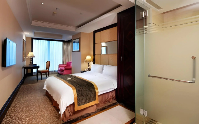 Royal Mediterranean Hotel