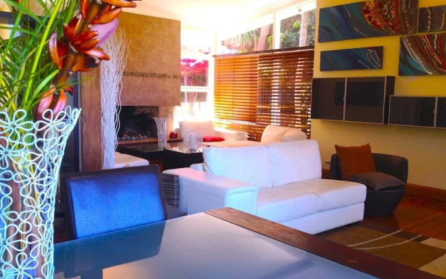 Castlepeak HomeStyle Accommodation