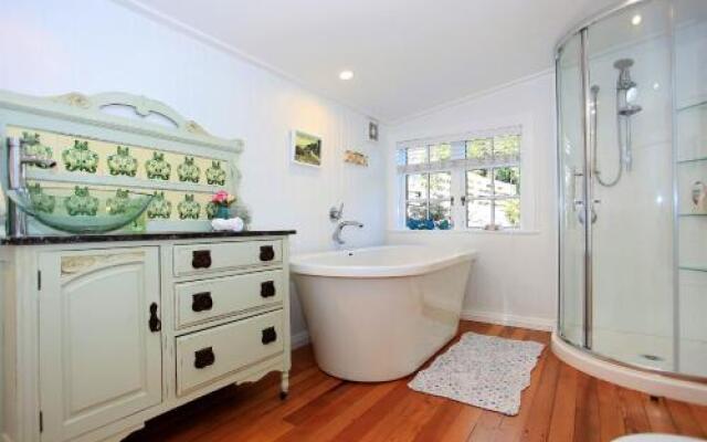 Kuranui Cottage