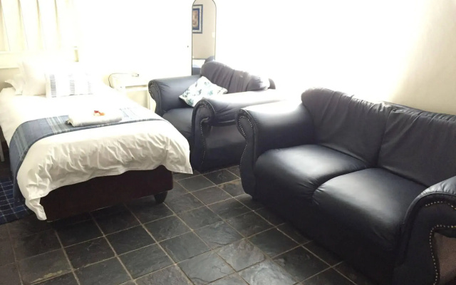 Travellers Nest Guesthouse
