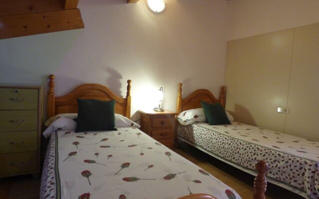 Luxurious Cottage in Sant Salvador de Guardiola With Pool