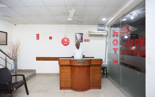 OYO Flagship 9554 Hotel Grand Plaza